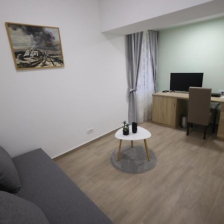 Konaciste Grad B&B Uzice Ngoại thất bức ảnh