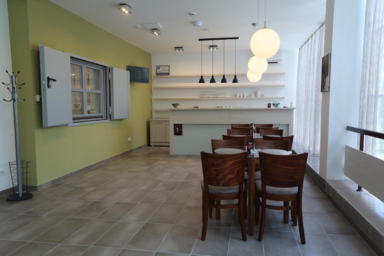 Konaciste Grad B&B Uzice Ngoại thất bức ảnh