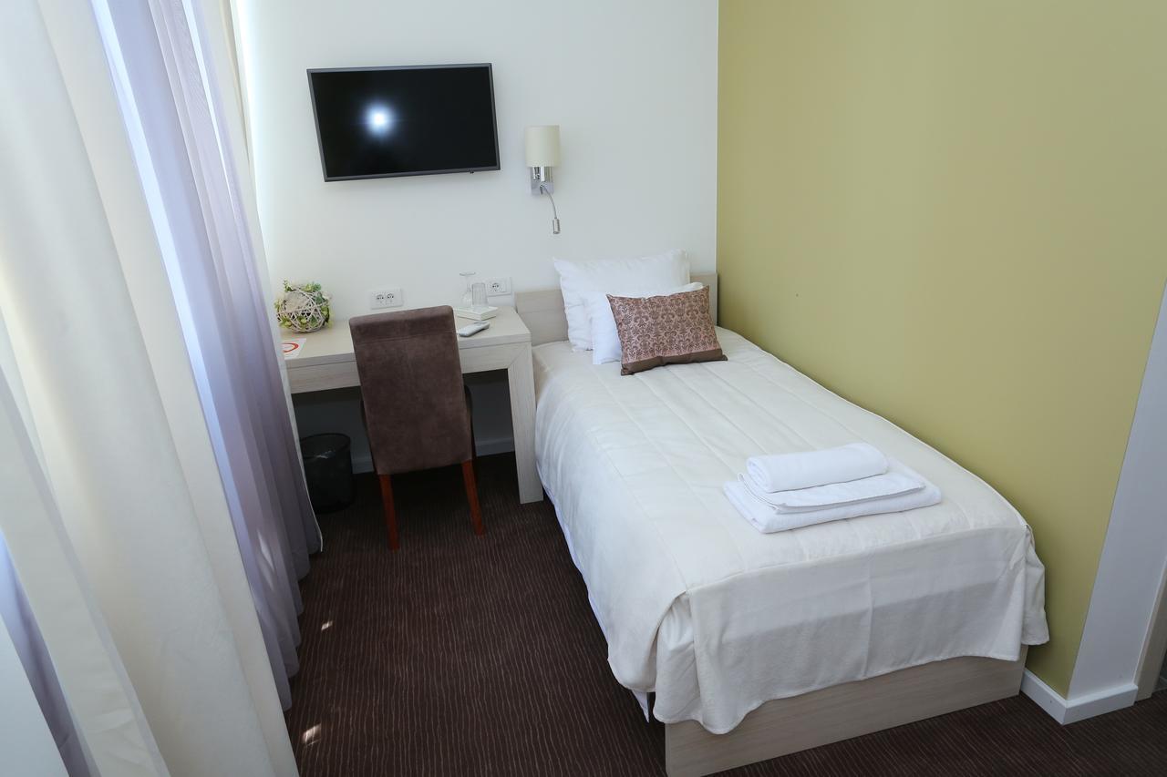 Konaciste Grad B&B Uzice Ngoại thất bức ảnh